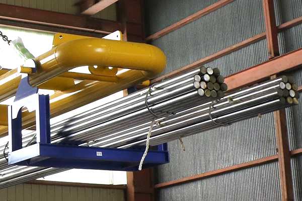 連續(xù)模具的固定板用什么材料