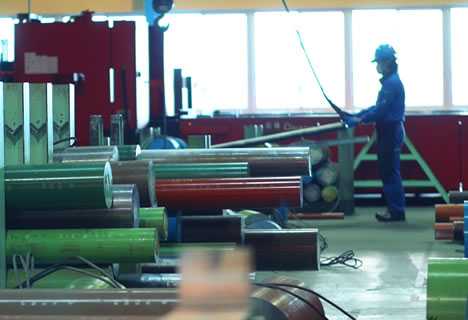 粉末冶金中模用什么硬質(zhì)